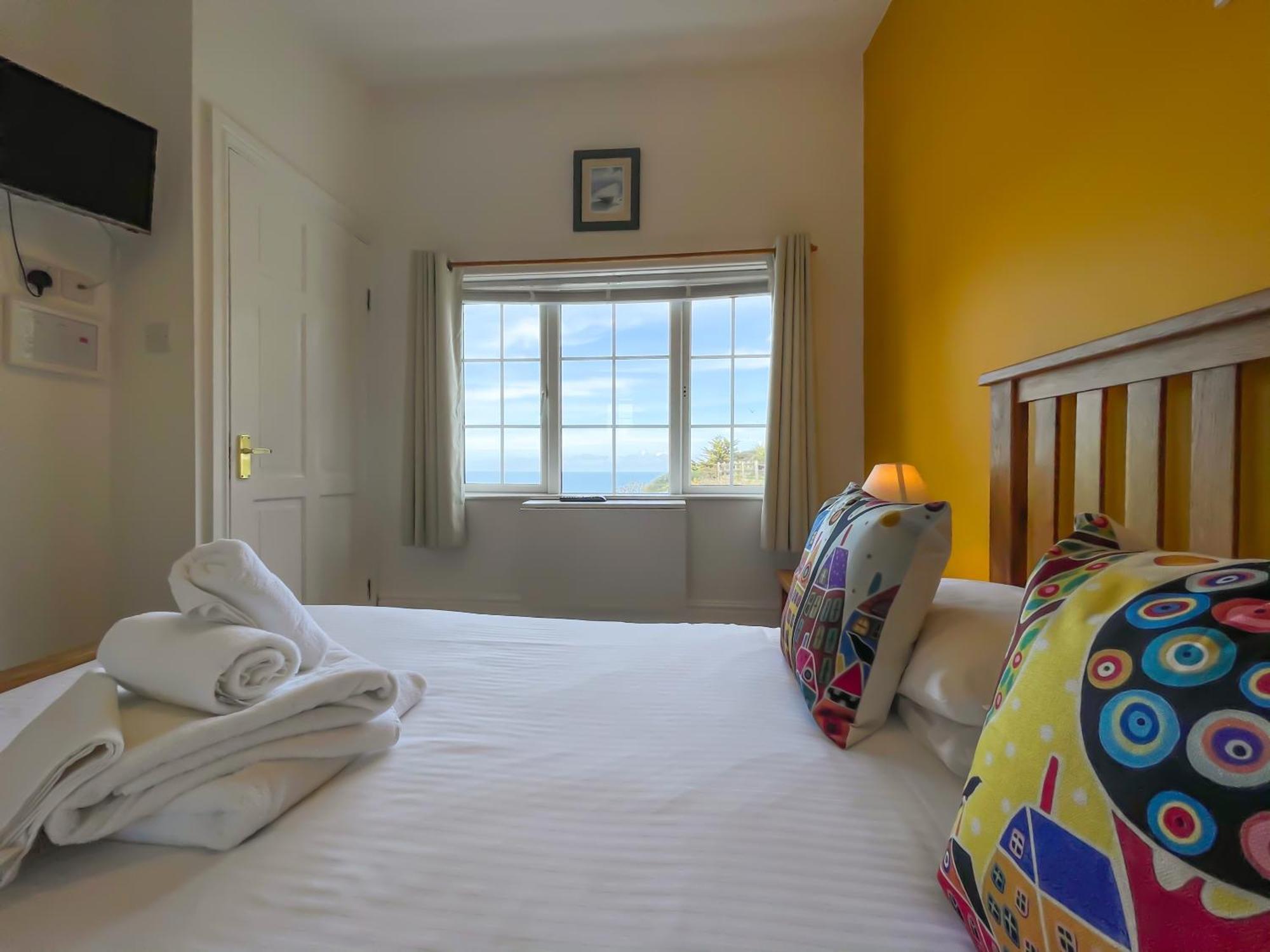 세인트 아그네스 드리프트우드 스파스 B&B 외부 사진
